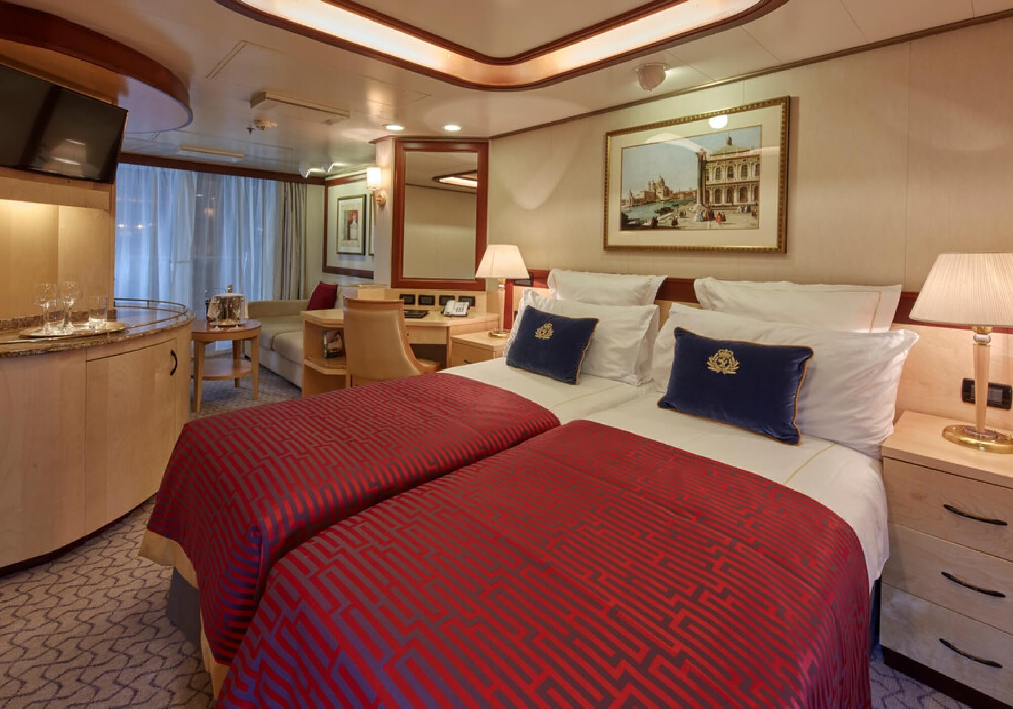 Cunard Queen Elizabeth Suite Cabin