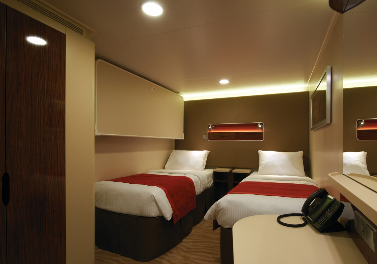 NCL Breakaway Inside