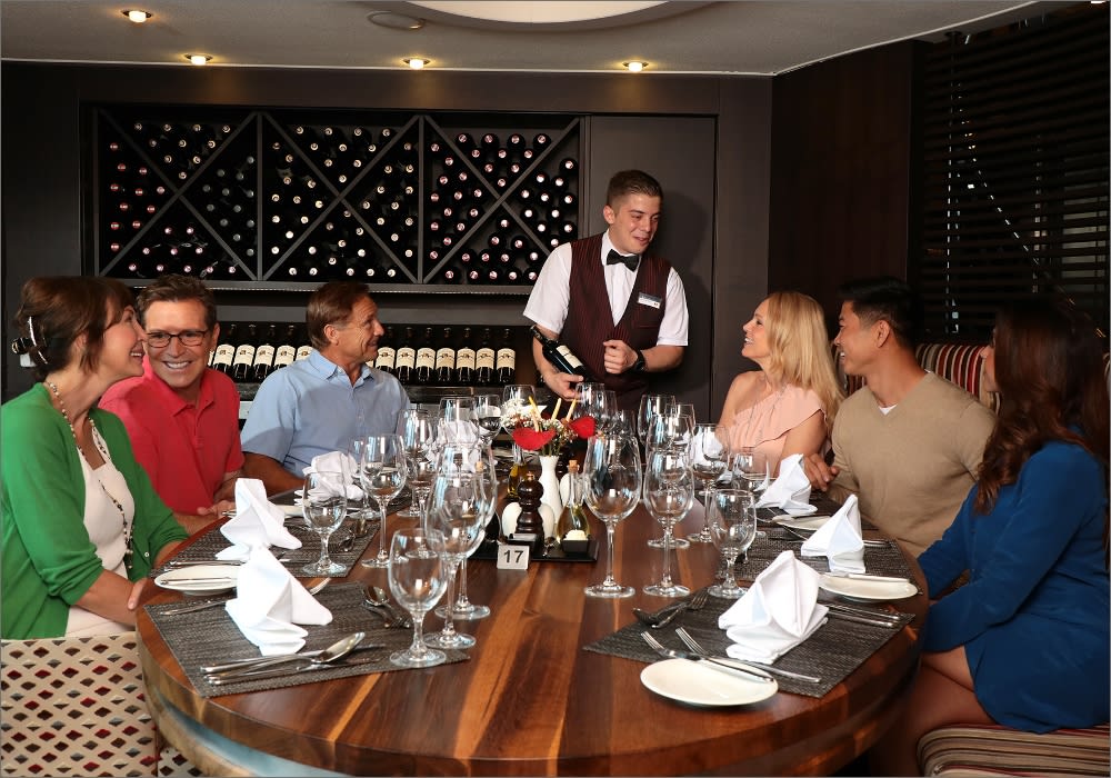 Amawaterways-AmaBella-food-drink-3_cfxzly